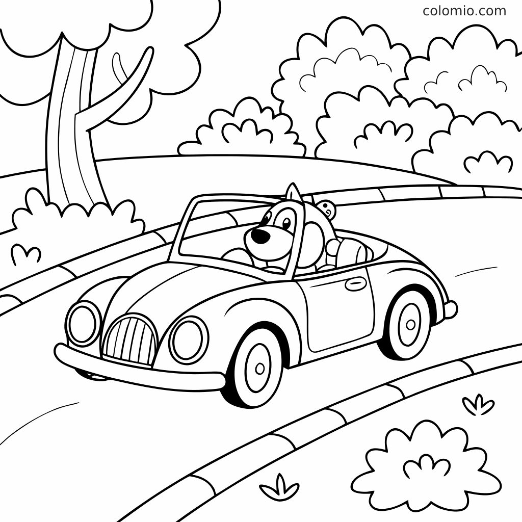 Ein Hund sitzt am Steuer eines Cabriolets und fährt auf einer kurvigen Straße, mit Bäumen und Büschen im Hintergrund.