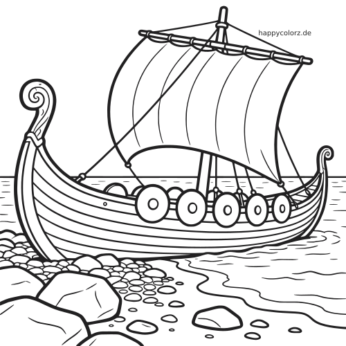 Ein Wikinger-Langschiff liegt an einem felsigen Ufer, mit großem Segel und runden Schilden an der Seite.
